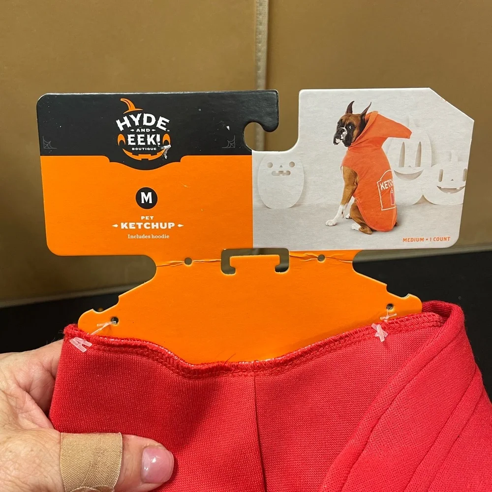 Halloween ketchup costume